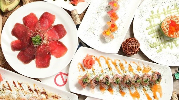 CA rolls' 美日式料理