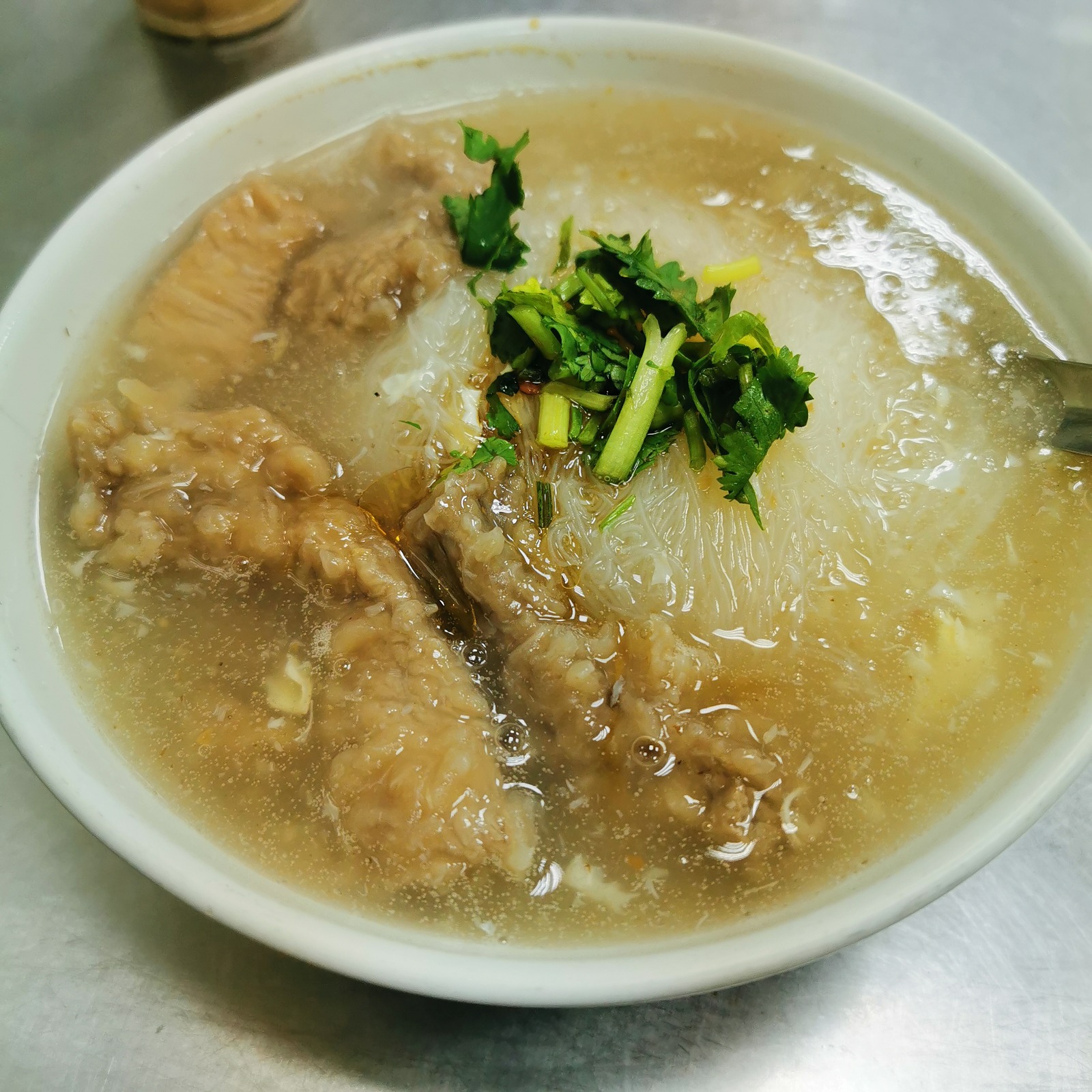 董1968 肉焿 魷魚焿