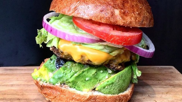 TAKEOUT BURGER & CAFE 新生店