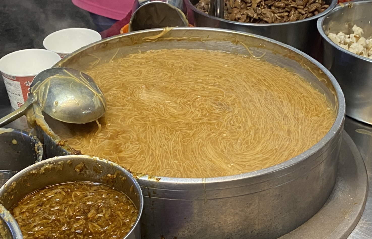 士林廟口阿輝麵線