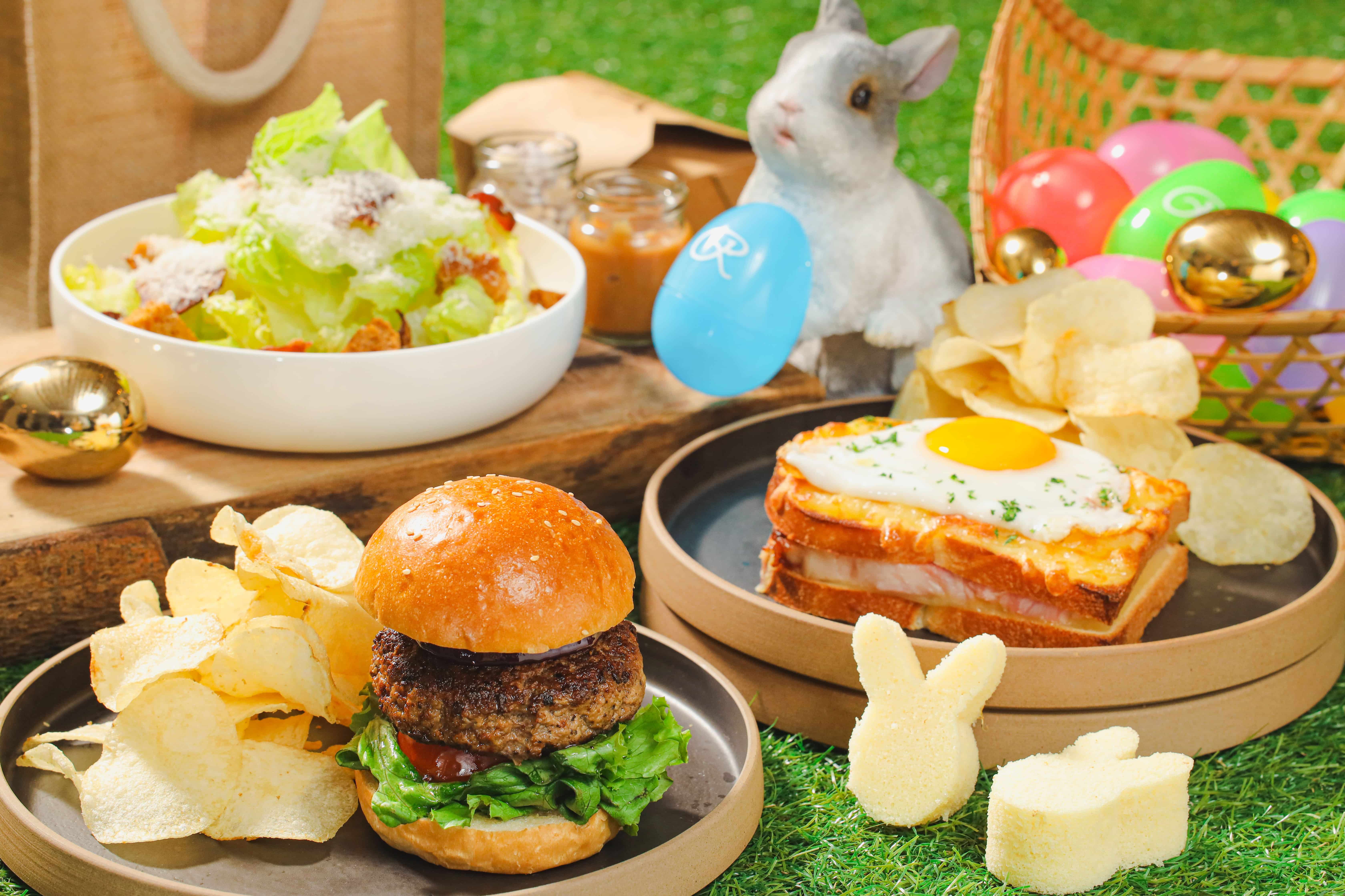 台北晶華酒店從即日起至5月2日為大小朋友們打造「晶華童心月」，端出應景佈置及料理迎賓，圖為「春日風格野餐組」，集結適合野餐食用的各式輕食，每組1,980元。(圖片提供/台北晶華酒店)