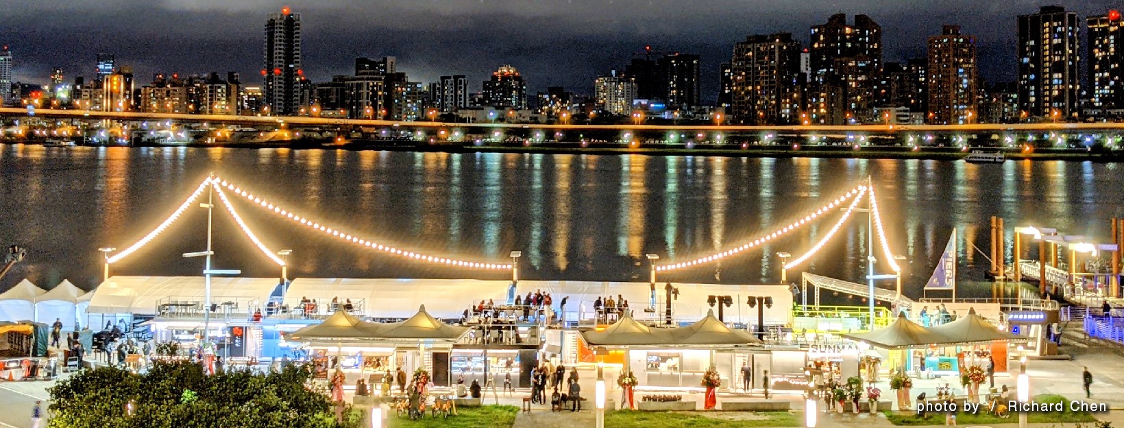 大稻埕碼頭貨櫃市集