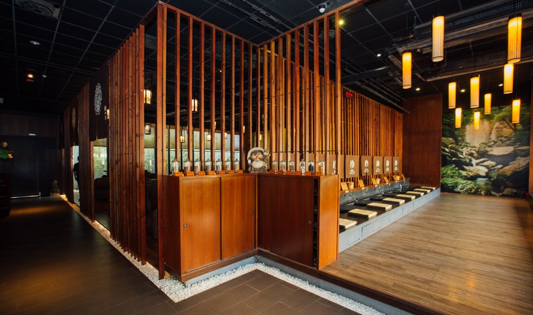 春不荖足湯養生行館-中港行館