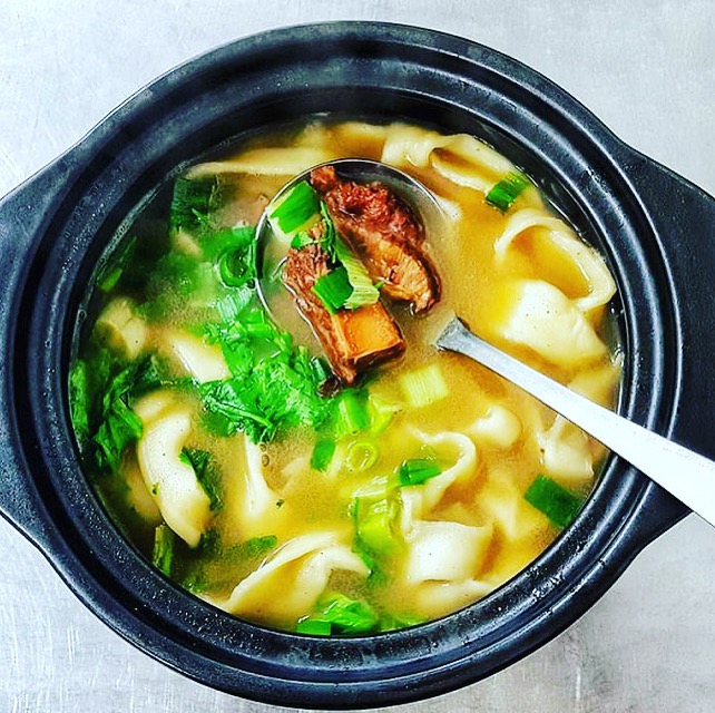 知本砂鍋手工牛羊肉麵