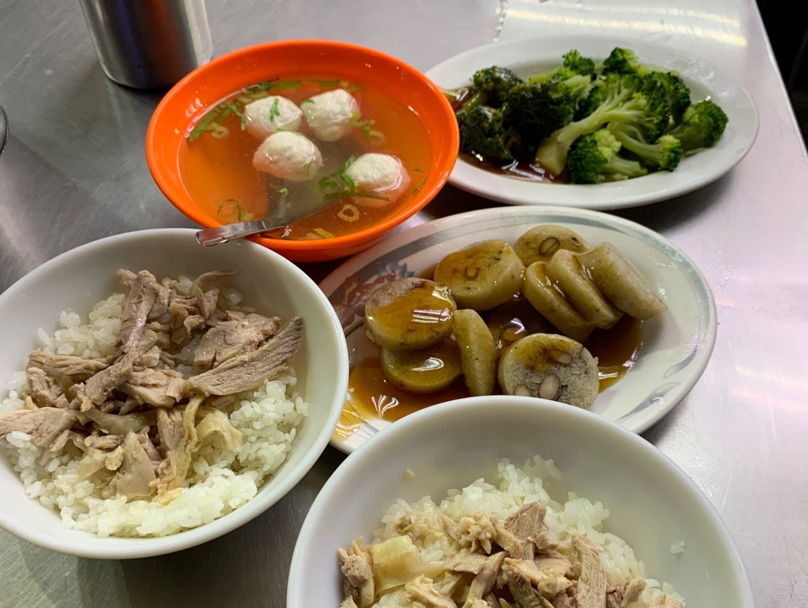 郭家粿仔湯雞肉飯