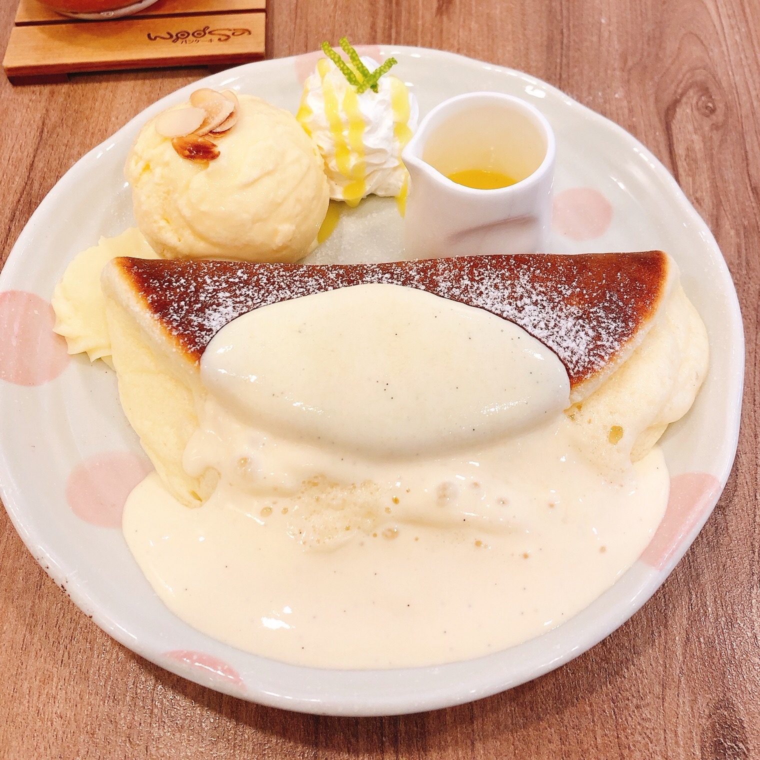 Woosaパンケーキ 屋莎鬆餅屋-松菸店