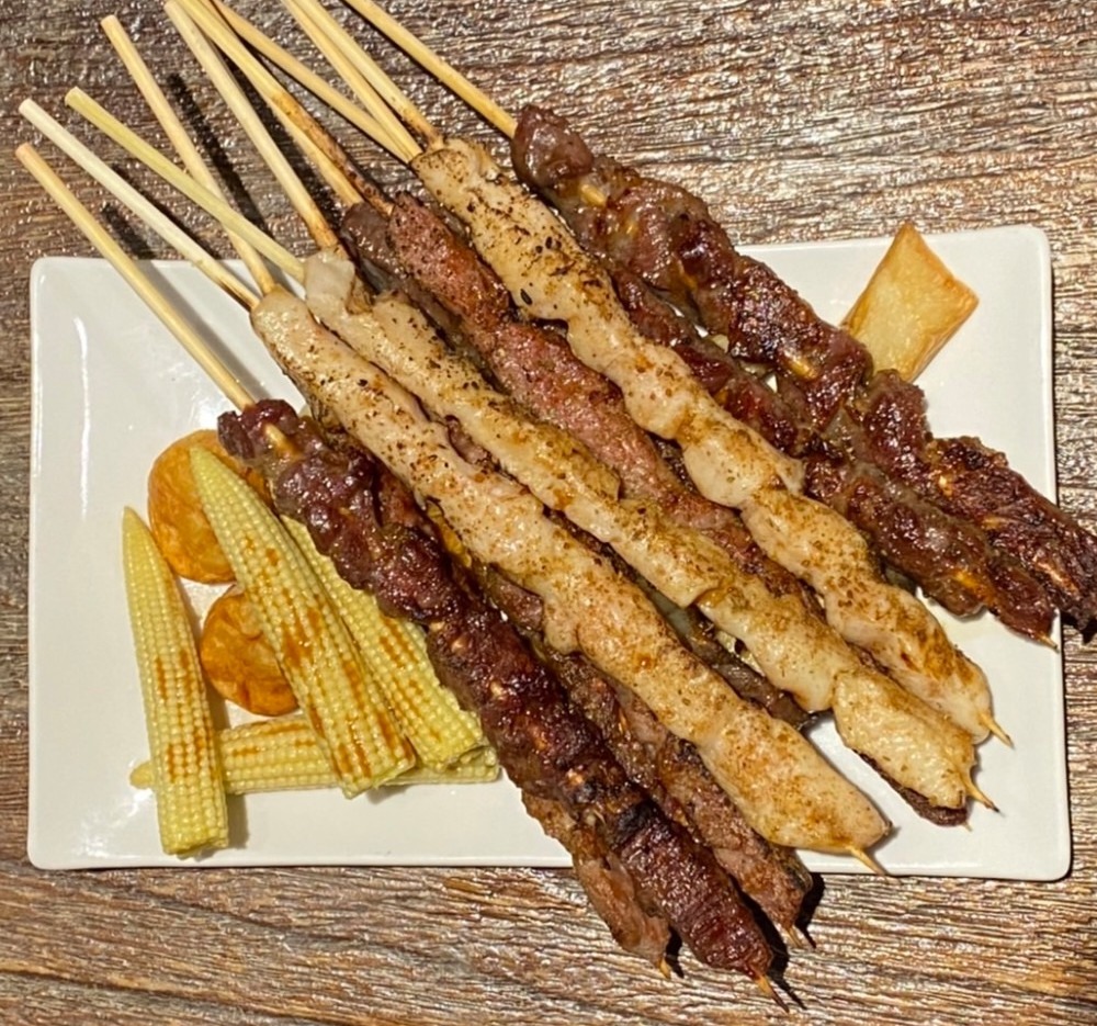 烤就對了燒烤酒吧