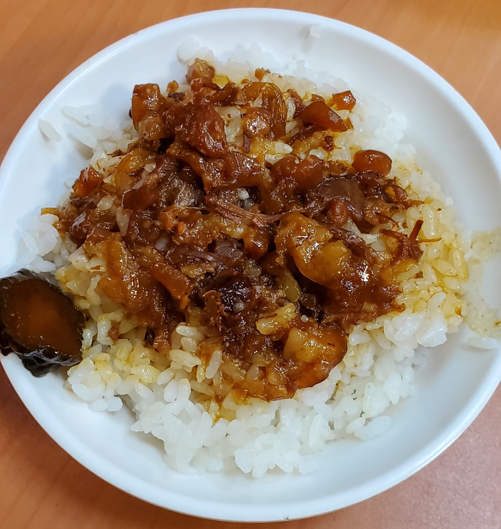 黃記魯肉飯