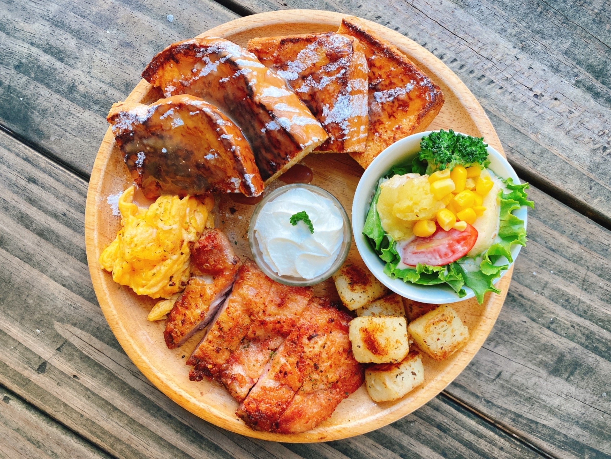 La Lumière 路靡也